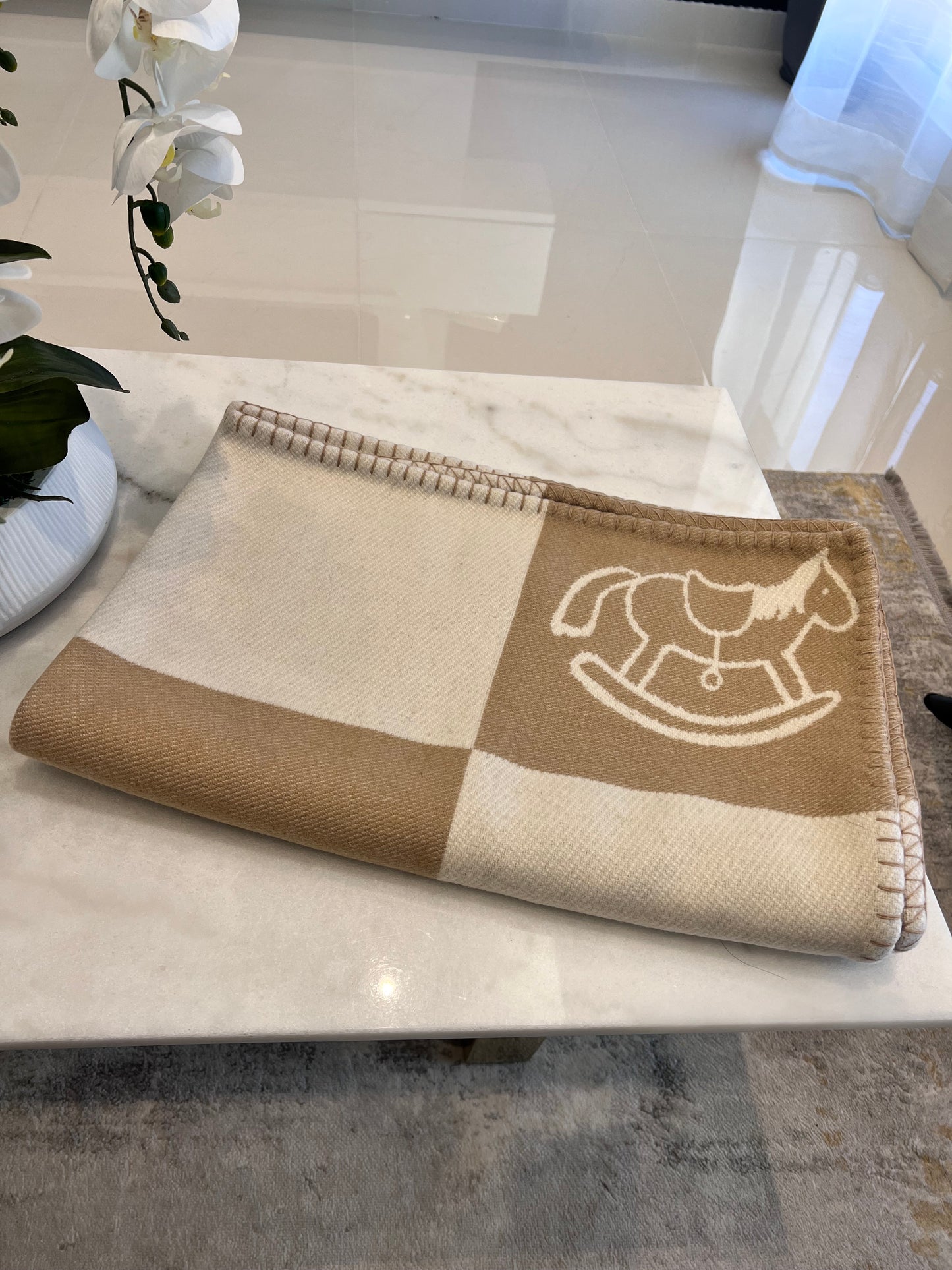 Hermes Avalon Blanket Beige