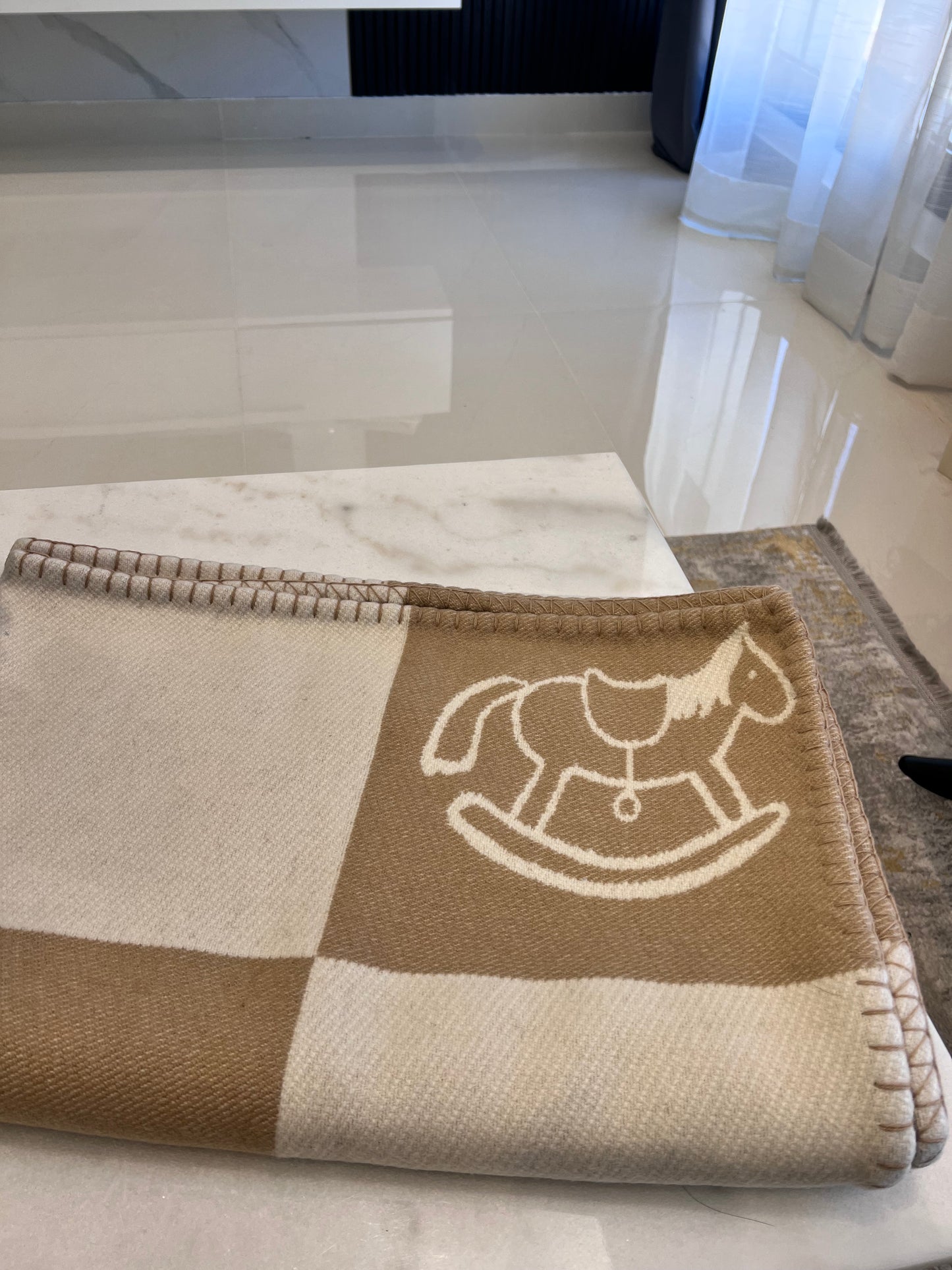 Hermes Avalon Blanket Beige