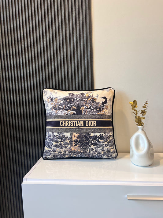 CD Pillow Cover كفر وسادة
