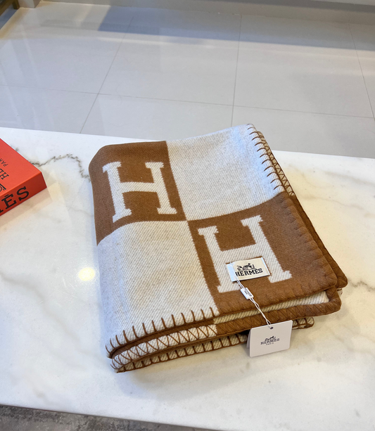 H Blanket Camel