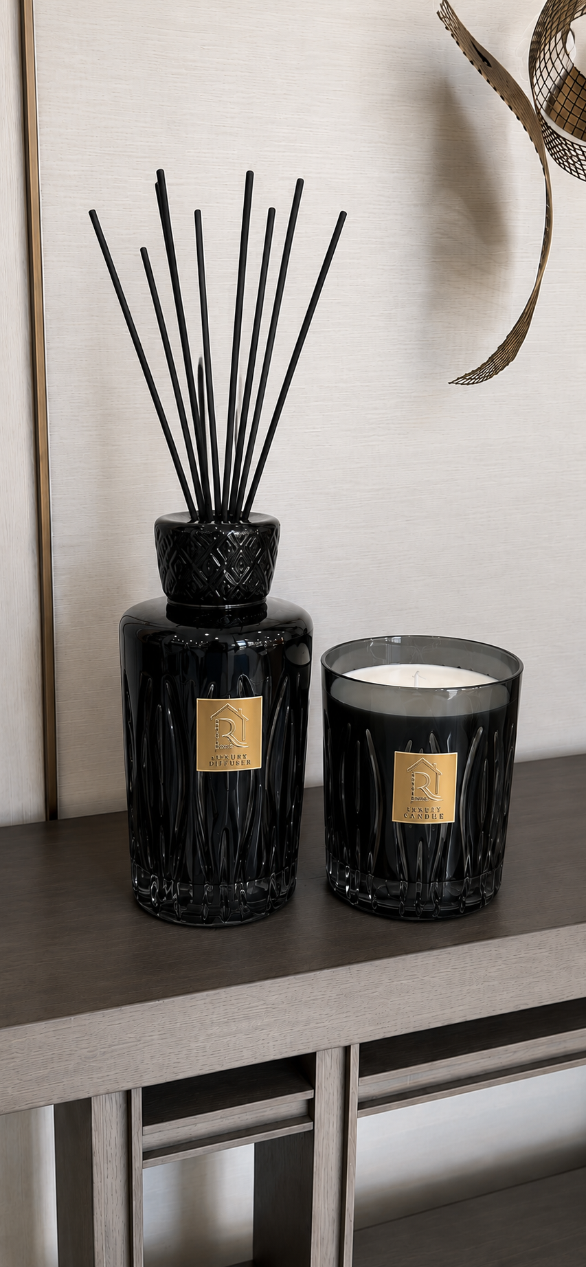 Candle Light Black