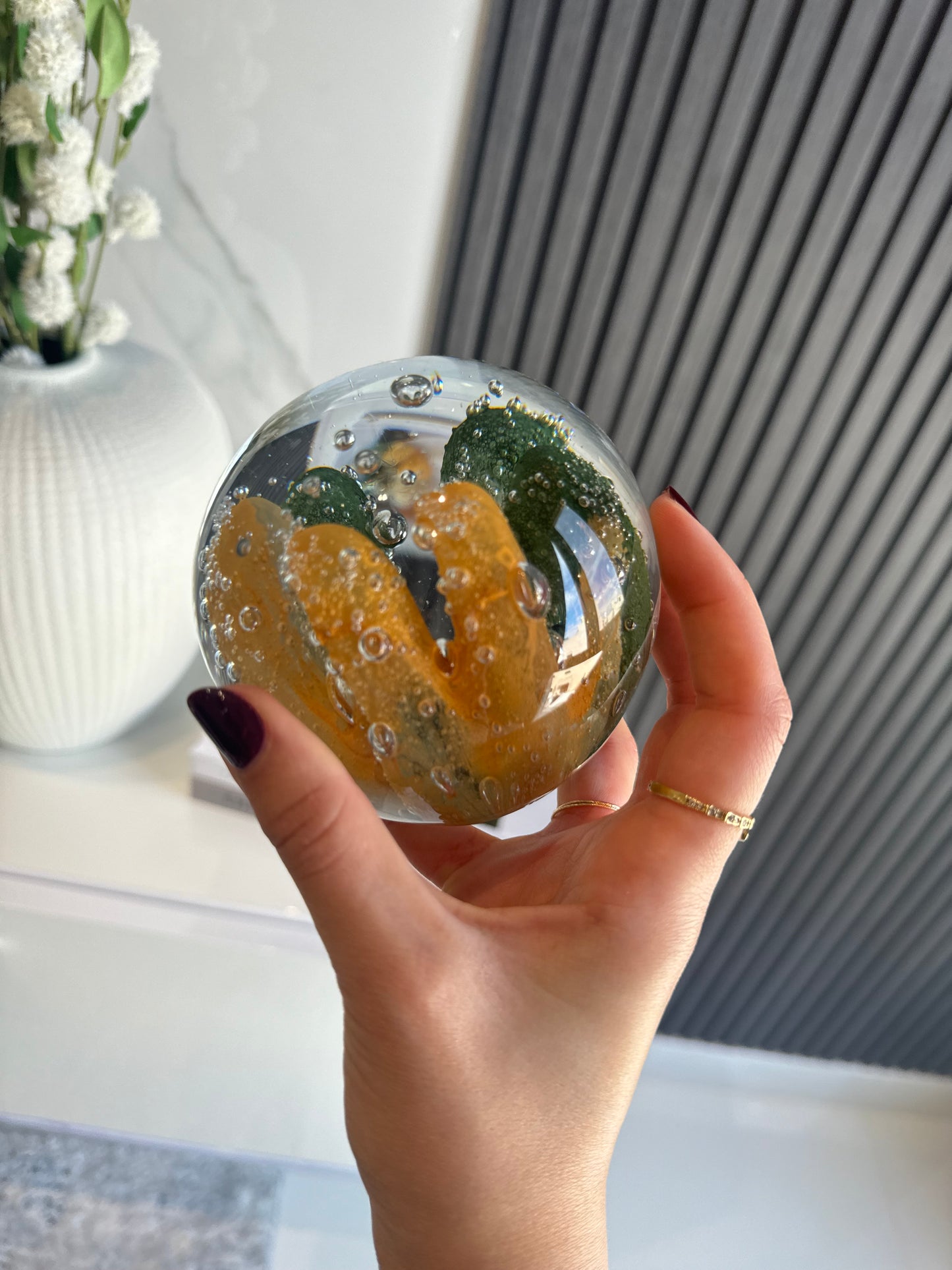 Set of 2 crystal balls طقم قطعتين