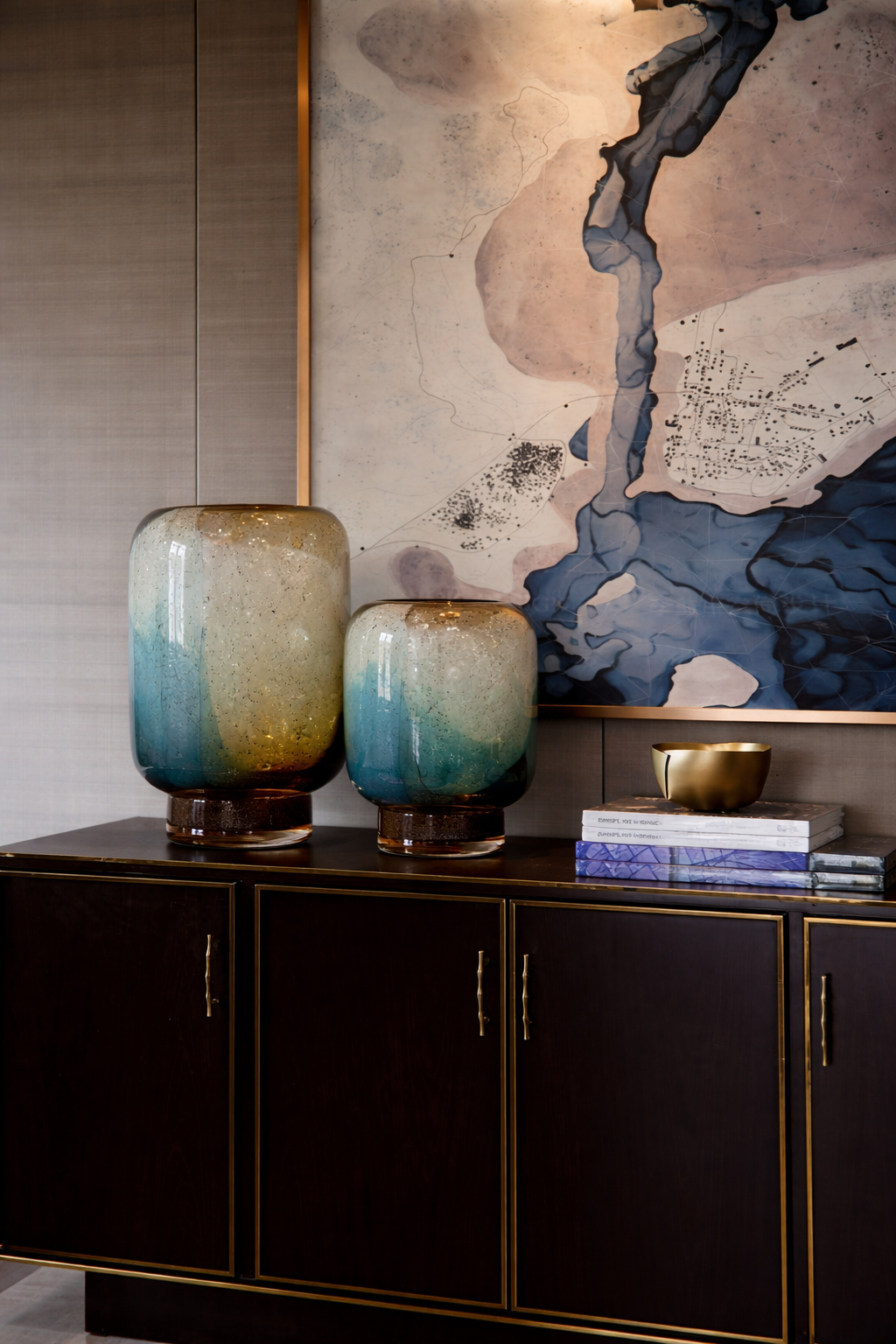 Set of two mix of colors vases طقم فازتين