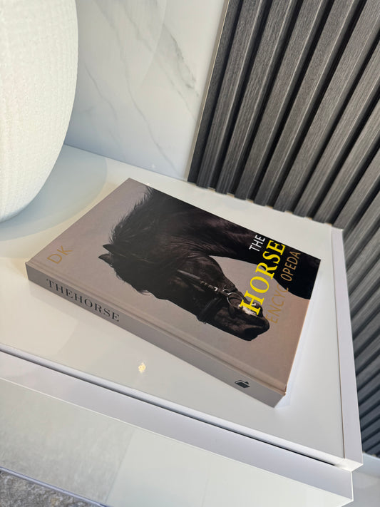 Magazine Book The Horse كتاب ديكور مجلة